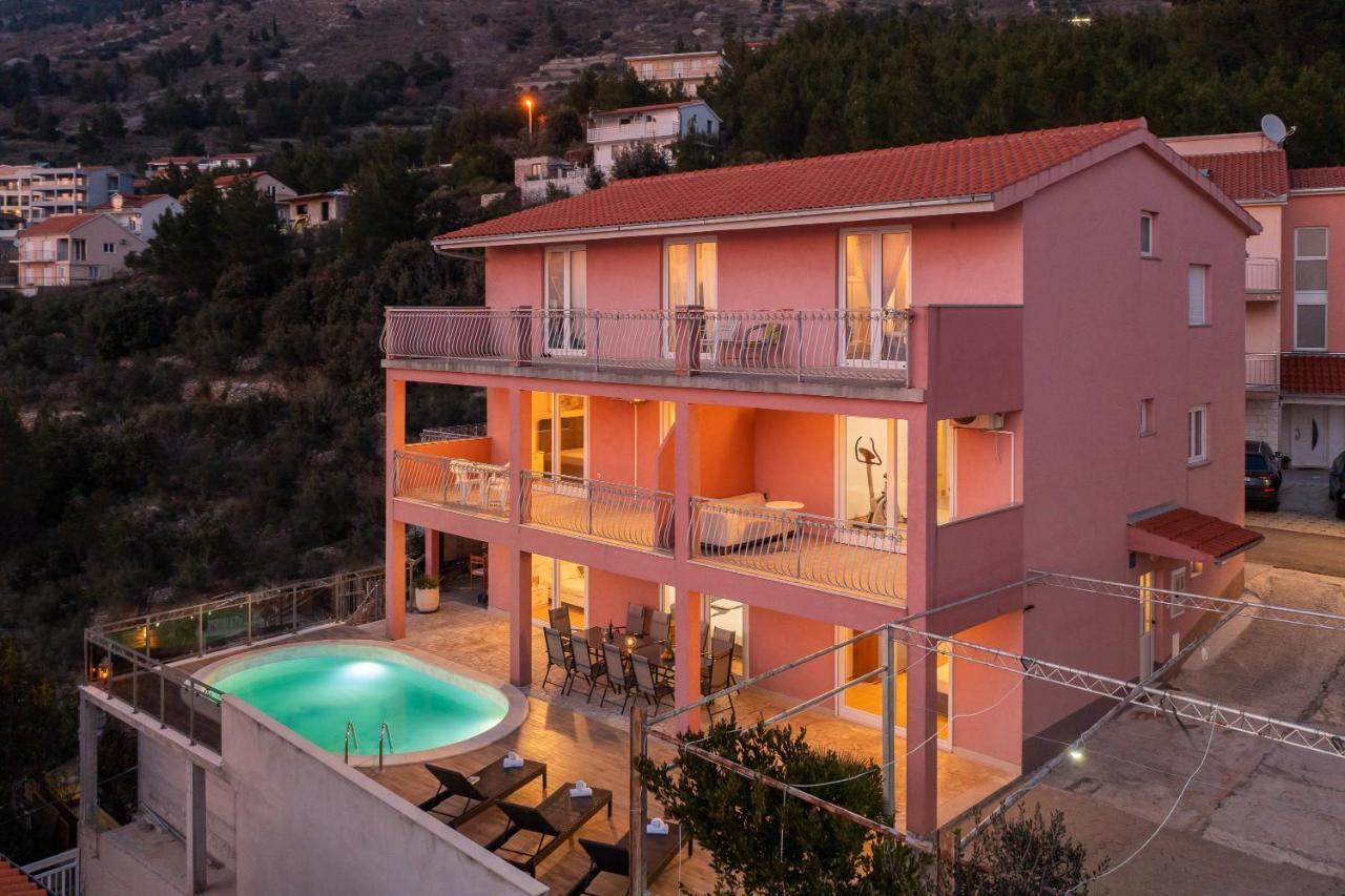 Solaris Holiday Home - Private Pool Stanici Luaran gambar